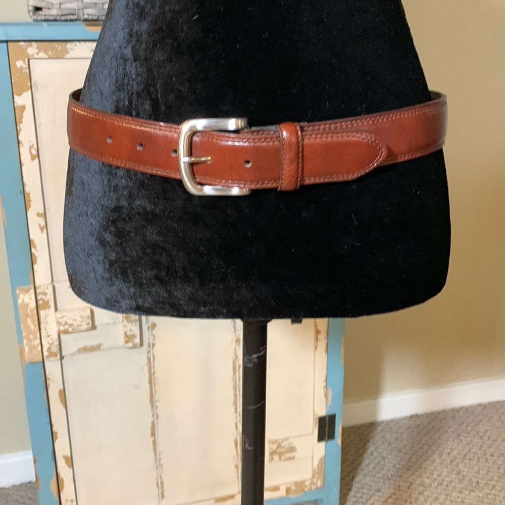 Bosca Genuine Leather Brown Belt. Size 32